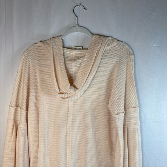 Elegant Cream Button Down Waffle Knit Top Size Medium NWOT - Picture 9 of 14